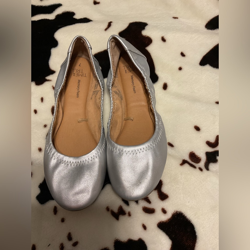 Silver Time and Tru ballet slippers size 7